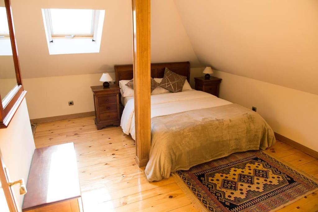 Chalet De 5 Habitaciones En La Sierra De Madrid El Olivo De Miraflores Мірафлорес-де-ла-Сьєрра Екстер'єр фото