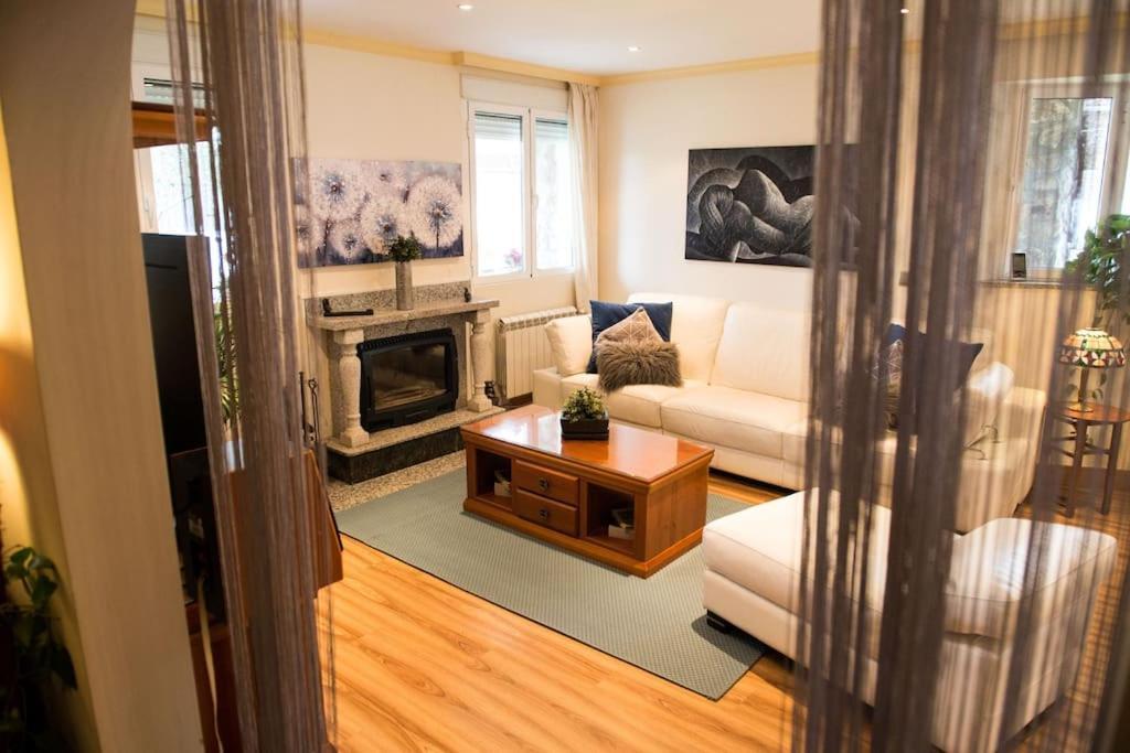 Chalet De 5 Habitaciones En La Sierra De Madrid El Olivo De Miraflores Мірафлорес-де-ла-Сьєрра Екстер'єр фото